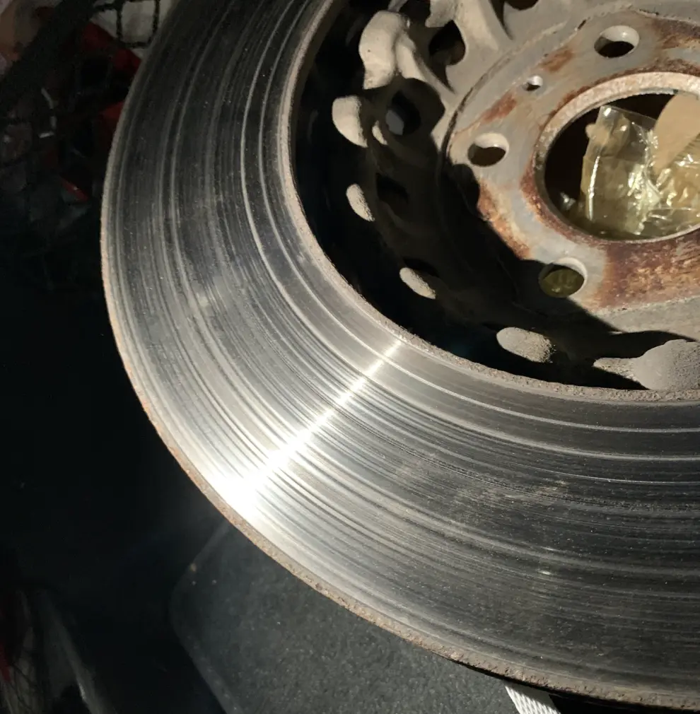 brzdový kotúč Tesla — Autoservis Štefanko Žilina
